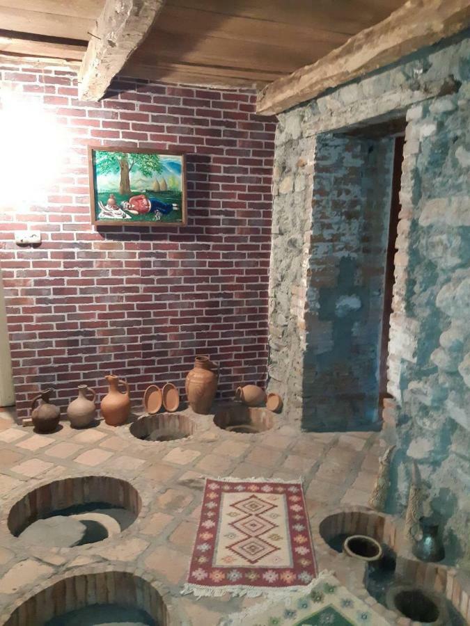 Guest House Gzirishvili Kvareli Bagian luar foto